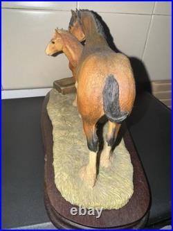 Border Fine Arts Clydesdale Mare And Foal Ray Ayres Ornament