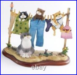 Border Fine Arts Comic Curious Cats Hung Out To Dry A6125