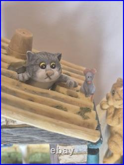 Border Fine Arts Comic Curious Cats Outside Privy LE1500 Boxed A4961