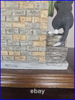 Border Fine Arts Comic Curious Cats Outside Privy LE1500 Boxed A4961