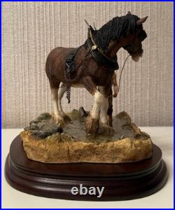 Border Fine Arts'Cooling His Heels' Model by Ray Ayres (B0770)box + certificate