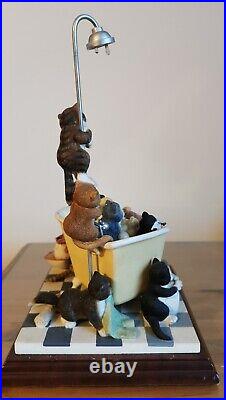 Border Fine Arts Curious Cats In The Tub Model A3884