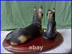 Border Fine Arts DPG03 German Shepherd Dog and Pup Figurine on Plinth