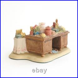 Border Fine Arts Dressing Table BH33 Boxed Brambly Hedge