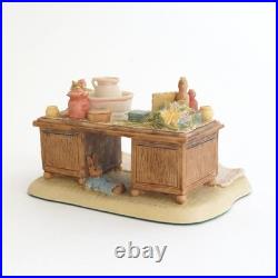 Border Fine Arts Dressing Table BH33 Boxed Brambly Hedge