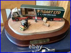 Border Fine Arts Eddie Stobart 30th Anniversary model with box & Certificate
