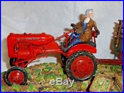 Border Fine Arts Figurine Cut And Crated Tractor Gathering Harvest Ltd Ed New