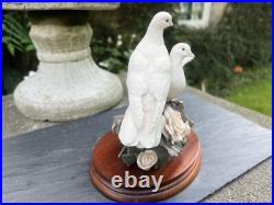 Border Fine Arts Figurine Peace And Harmony by Ray Ayres BO358 Boxed