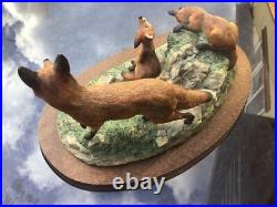 Border Fine Arts'Fox And Family'. Edition 116/1500 Model No L53 Certificate Border Fine Arts'Fox And Family'. Edition 116/1500 Model No L53 Certificate