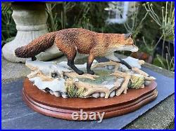 Border Fine Arts Fox Model'KEEPING HIS FEET DRY' #B0225 by R Roberts COA Boxed