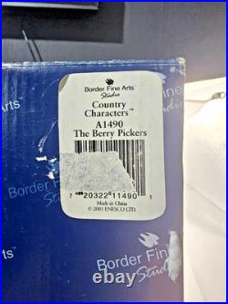 Border Fine Arts Foxes The Berry Pickers A1490