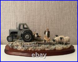 Border Fine Arts'Frosty Morning' Model by Ray Ayres (B0343) certificate and box