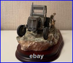 Border Fine Arts'Frosty Morning' Model by Ray Ayres (B0343) certificate and box