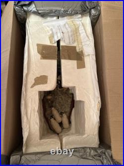 Border Fine Arts'Frosty Morning' Model by Ray Ayres (B0343) certificate and box