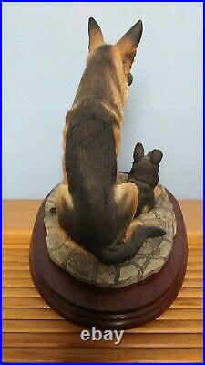 Border Fine Arts'German Shepherd And Pups' Model No B0351