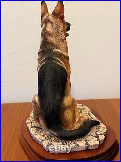 Border Fine Arts German Shepherd Seated-alsatian Dog-model Mt06-m. Turner