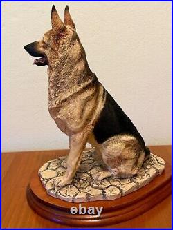 Border Fine Arts German Shepherd Seated-alsatian Dog-model Mt06-m. Turner