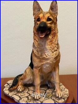 Border Fine Arts German Shepherd Seated-alsatian Dog-model Mt06-m. Turner