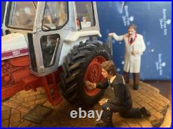 Border Fine Arts Getting Ready For Smithfield Tractors A2143