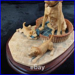 Border Fine Arts Golden Labrador & Pups signed D. Geenty 1980 Border Fine Arts Golden Labrador & Pups signed D. Geenty 1980