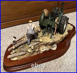 Border Fine Arts Hauling Out Sculpture Limited Edition Number 428 / 1500 Pieces