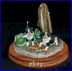 Border Fine Arts Helping Out Border Collie Figurine B0202 Anne Wall 1997