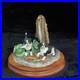 Border-Fine-Arts-Helping-Out-Border-Collie-Figurine-B0202-Anne-Wall-1997-01-po
