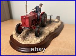 Border Fine Arts International Tractor B0219 Lifing The Pinks New Original Border Fine Arts International Tractor B0219 Lifing The Pinks New Original