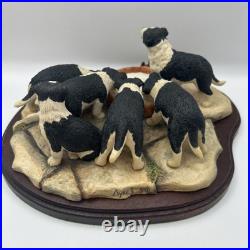 Border Fine Arts JH30 Pick of the Litter Border Collie Puppies VGC