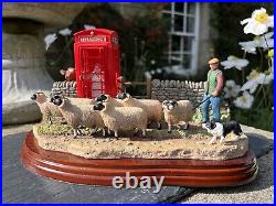 Border Fine Arts James Herriot Studio Figurine'Right of Way' A6026 2005