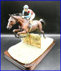 Border Fine Arts L51 The Hurdler Race horse And Jockey D. Geety On Wooden Base