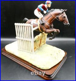 Border Fine Arts L51 The Hurdler Race horse And Jockey D. Geety On Wooden Base