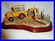 Border-Fine-Arts-Laying-The-Clays-Figurine-Farmer-With-Tractor-And-Cows-Ltd-Ed-01-tcyx