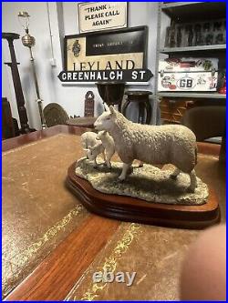 Border Fine Arts Leicester Ewe & Lambs In Original Box Made In Scotland