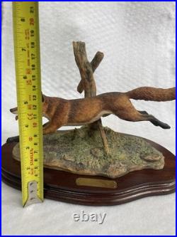 Border Fine Arts'Leicester Fox' Model fox hunting horse and hound hunt kennel