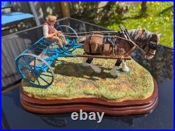 Border Fine Arts Loose Raking B0697A COA Original Box, Excellent Condition Border Fine Arts Loose Raking B0697A COA Original Box, Excellent Condition