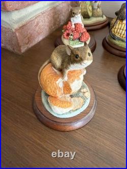 Border Fine Arts Mice on fruit and nuts. Complete set of 8 MM series A. Wall 1993