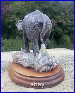 Border Fine Arts' Mother's Care' Elephant figurine B003 593/1250 by R. T. Roberts