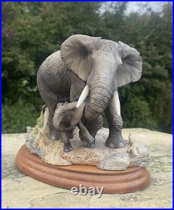 Border Fine Arts' Mother's Care' Elephant figurine B003 593/1250 by R. T. Roberts