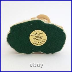 Border Fine Arts Mrs Toadflax and Hamper BH62 Boxed Brambly Hedge