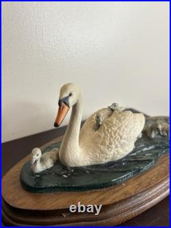 Border Fine Arts Mute Swan & Cygnets N164 Hand Made Scotland Wildlife Figurine