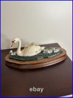 Border Fine Arts Mute Swan & Cygnets N164 Hand Made Scotland Wildlife Figurine