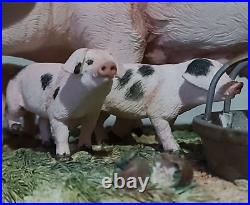 Border Fine Arts Never Satisfied Gloucester Old Spot Sow and Piglets B0442A Border Fine Arts Never Satisfied Gloucester Old Spot Sow and Piglets B0442A