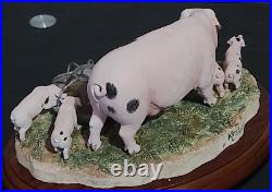 Border Fine Arts Never Satisfied Gloucester Old Spot Sow and Piglets B0442A Border Fine Arts Never Satisfied Gloucester Old Spot Sow and Piglets B0442A
