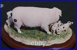 Border Fine Arts Never Satisfied Gloucester Old Spot Sow and Piglets B0442A Border Fine Arts Never Satisfied Gloucester Old Spot Sow and Piglets B0442A