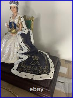 Border Fine Arts Newly Crowned Queen Elizabeth II Rare Piece Sceptre Hand Broke