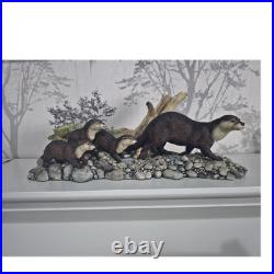 Border Fine Arts Otter Family'Keeping Up' B0333 Mounted Ceramic Figurine