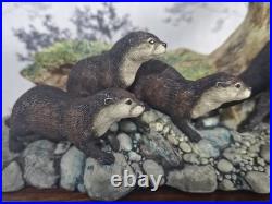Border Fine Arts Otter Family'Keeping Up' B0333 Mounted Ceramic Figurine