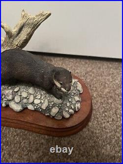 Border Fine Arts Otter Family Keeping Up Figurine 1998 B0333 Limited Edition