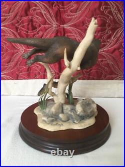 Border Fine Arts Otter and Trout WW5 Vintage 1989 by Elizabeth Waugh